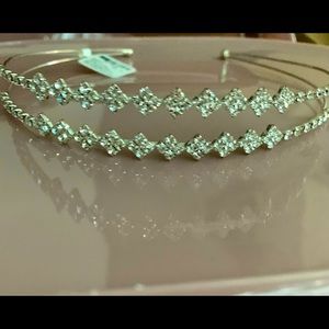 Rhinestone headband brand new never worn.
